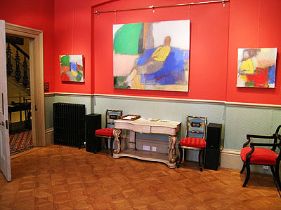 Red Gallery view 3